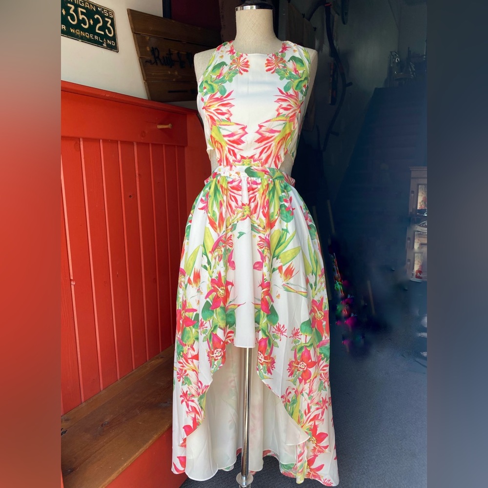 Lovers + Friends hi-low Dress Floral Cut Out size S